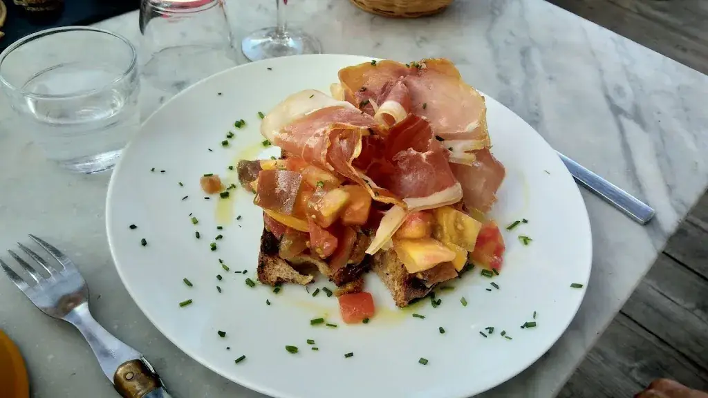 Cecily A._La Ferme du Mont Capell - El Restaurant_Saint-Laurent-de-Cerdans_review