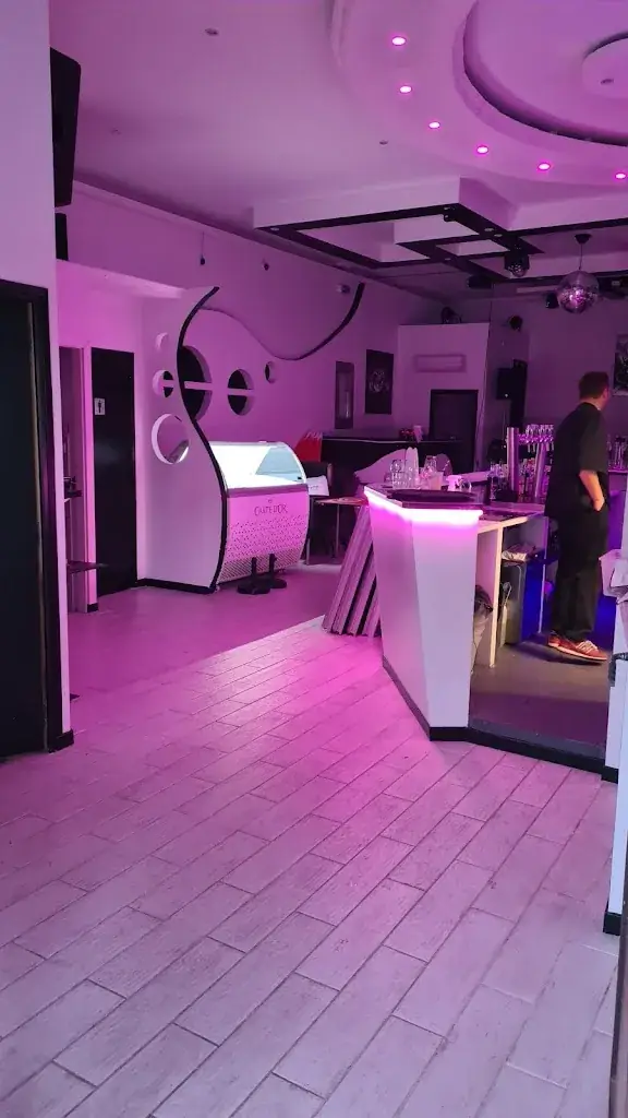 Les temps Modernes_Sauvian_slider_image_3