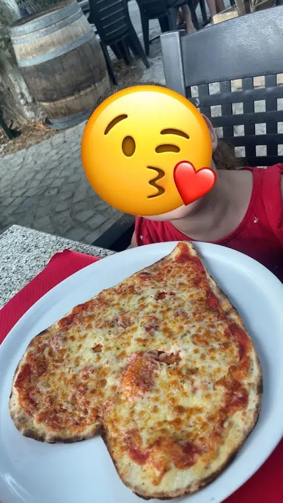 John Person_La Pizzeria du Vieux Lavoir_Sernhac_review