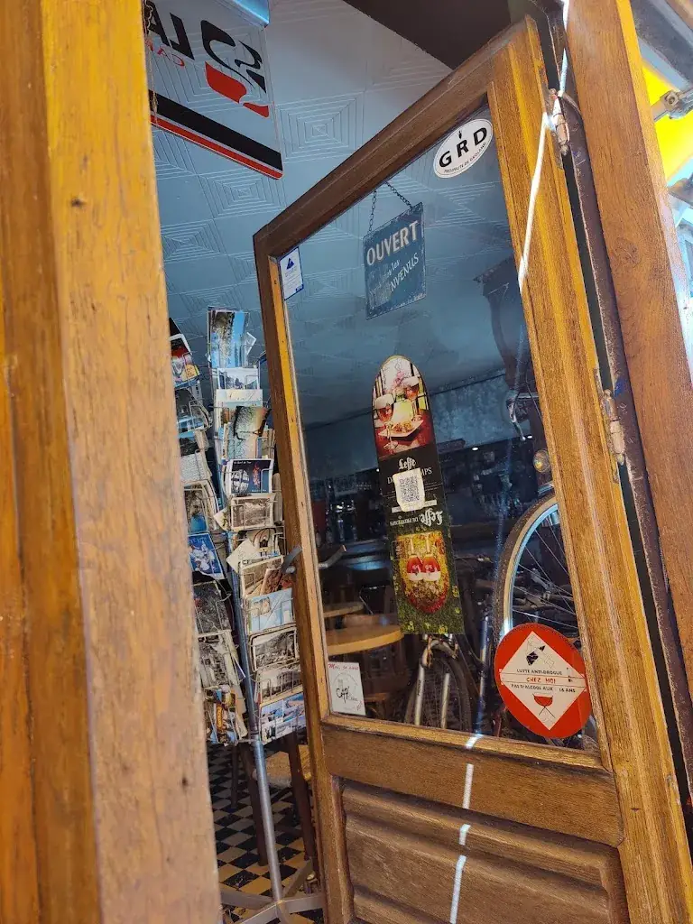 Lenny Vidal_Cafe Moderne_d'Aveyron_review