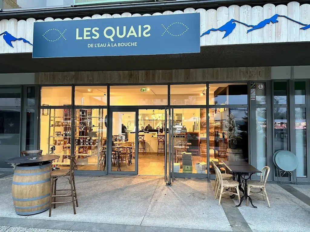 Les Quais restaurant in Meythet