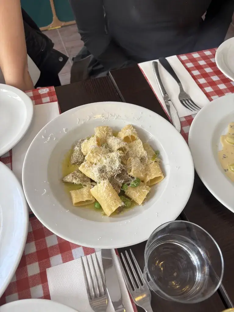 Gilou_Paris_slider_image_2