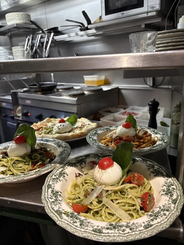 La Casa di Alfio_Paris_slider_image_3