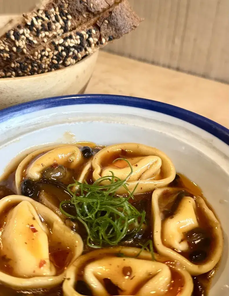 Le Cheval d'Or_Paris_slider_image_3