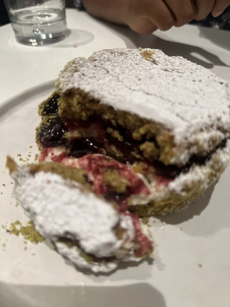 AJAB MAMUWALA_Kubri_Paris_review