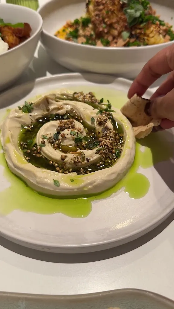 Kubri_Paris_slider_image_2