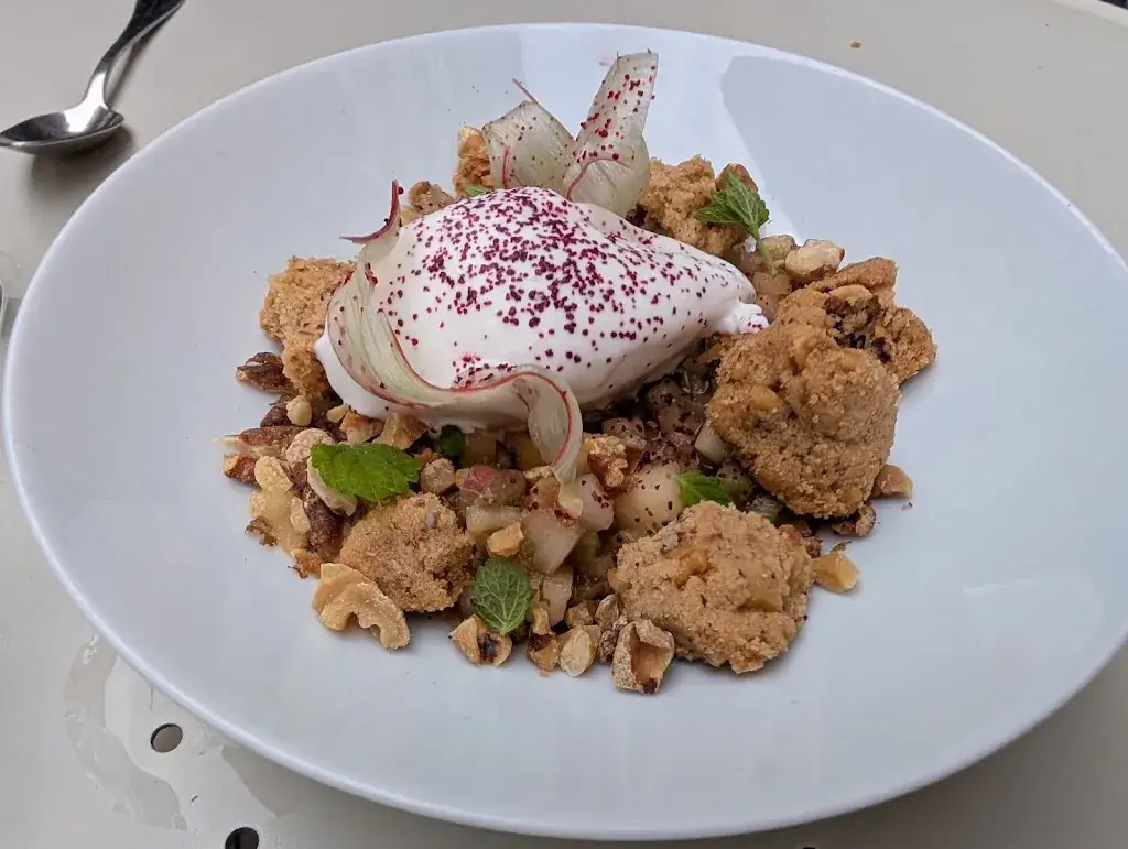 Cliff Sturgeon_Le Mermoz_Paris_reseña