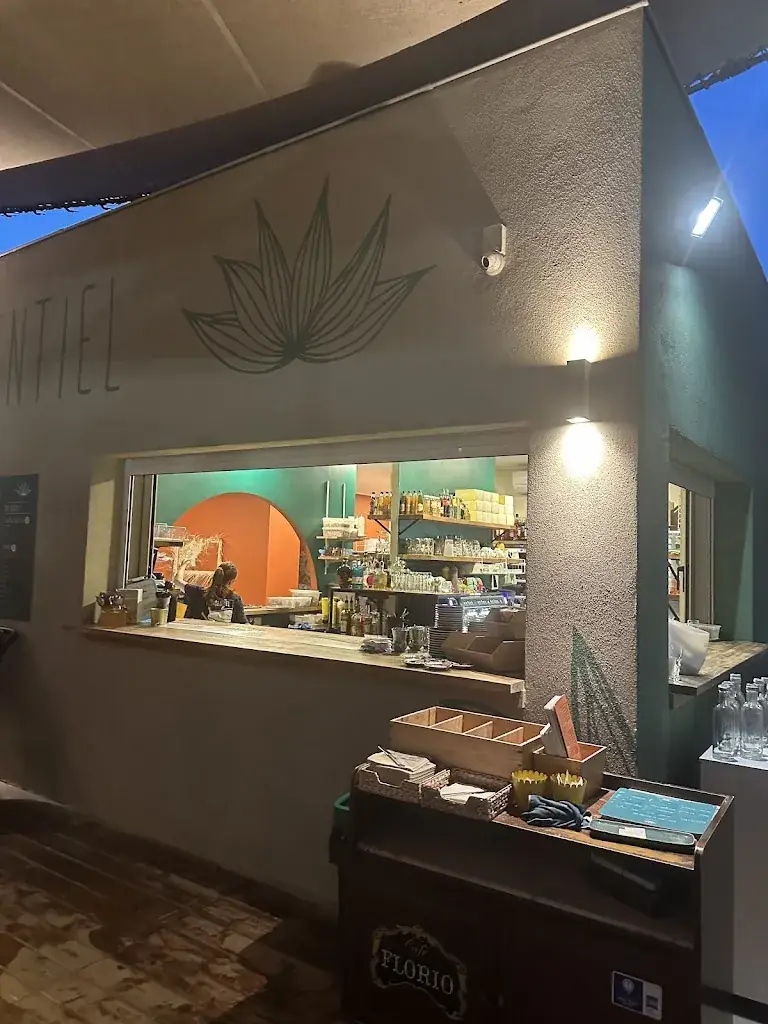 Joaquin Ablatico_L’Essentiel_Sète_avis