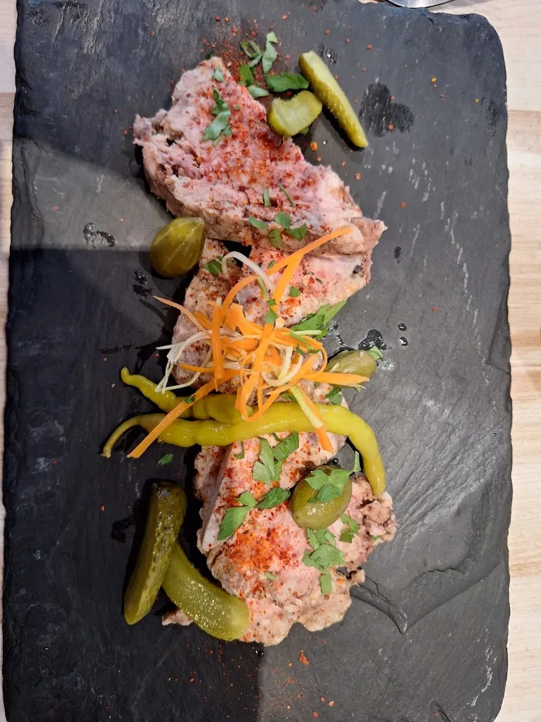 S A_La consigne_Sète_review