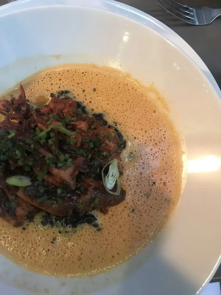 Kendra Valentine_Paris Méditerranée_Sète_review