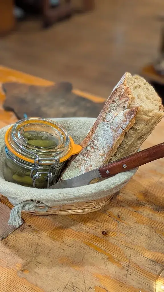 Yevgeniya Plastun_La ferme de la Charbonnière_Menthon-Saint-Bernard_review