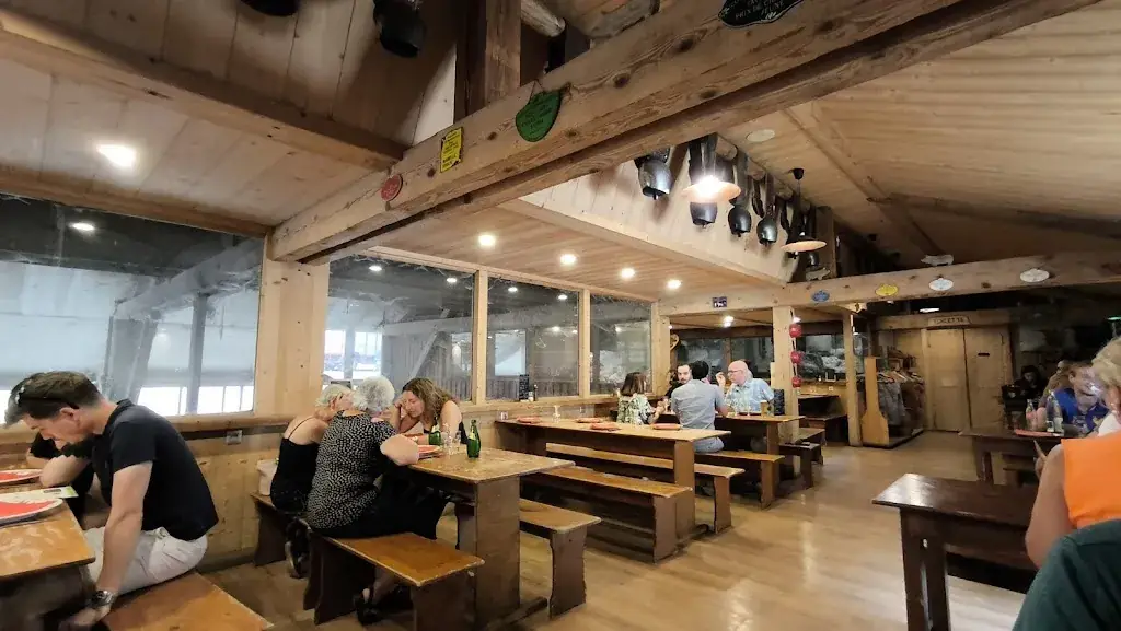 La ferme de la Charbonnière_Menthon-Saint-Bernard_slider_image_1