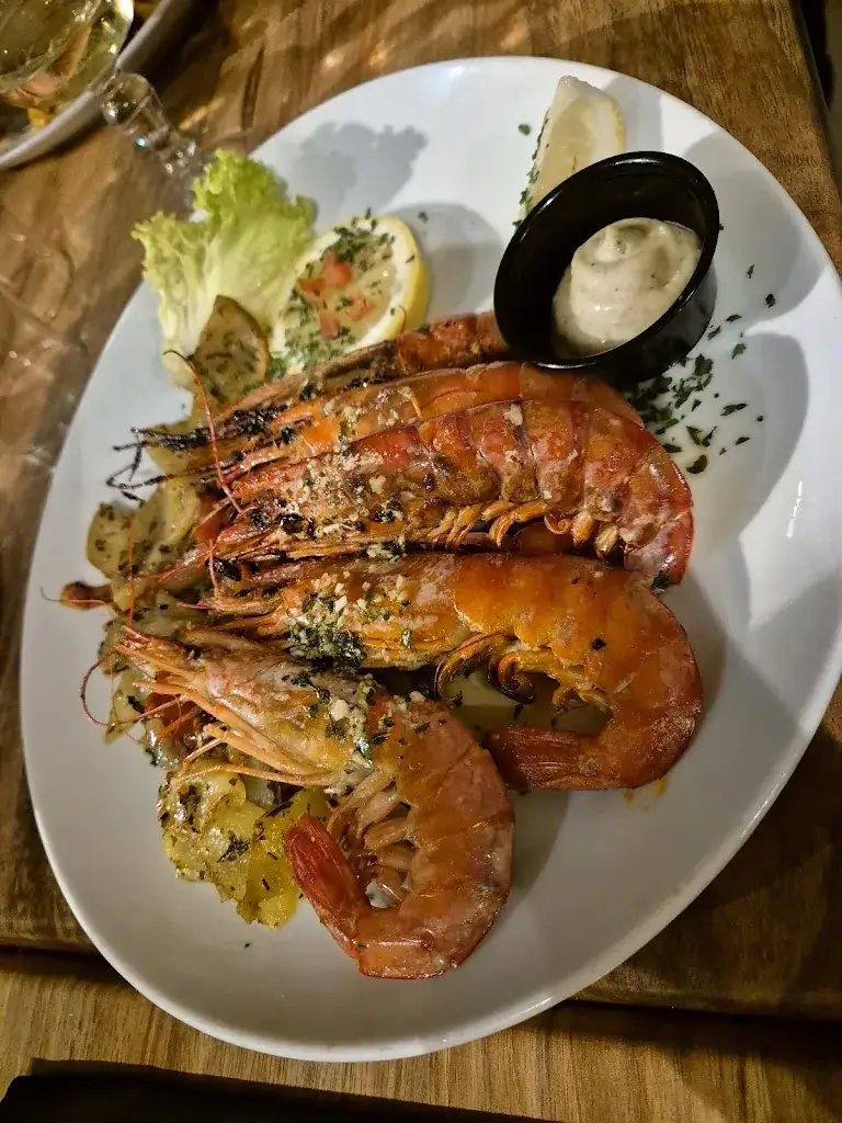 Ana Maria Miron_Chez François_Sète_review