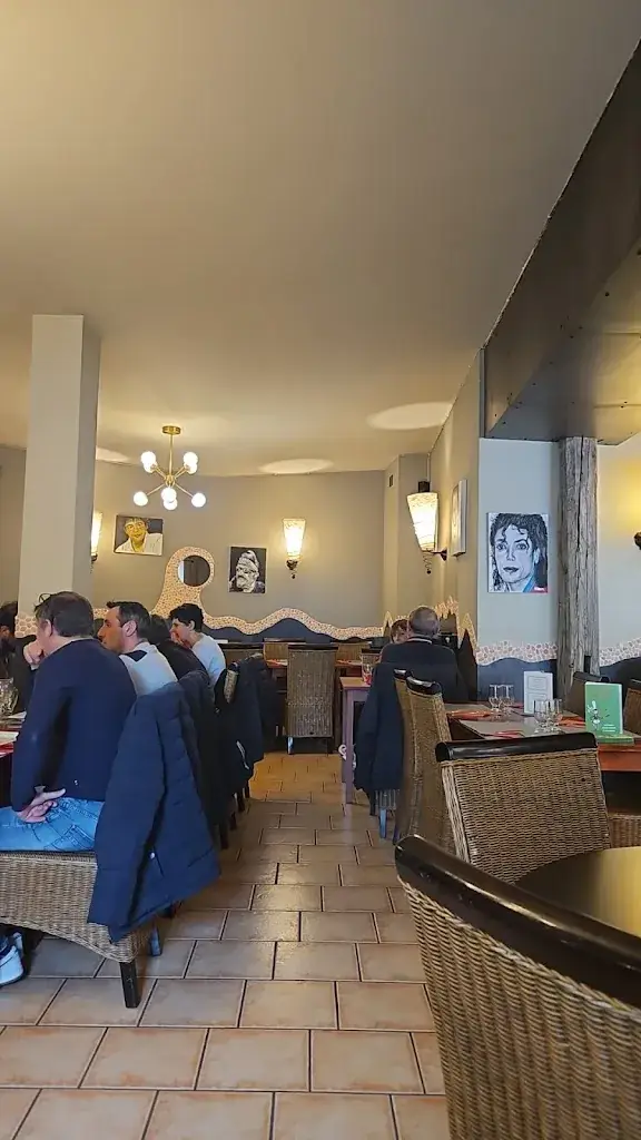 Eymeric De Woewodsky_Crêperie Ker Marie_Arpajon-sur-Cère_review