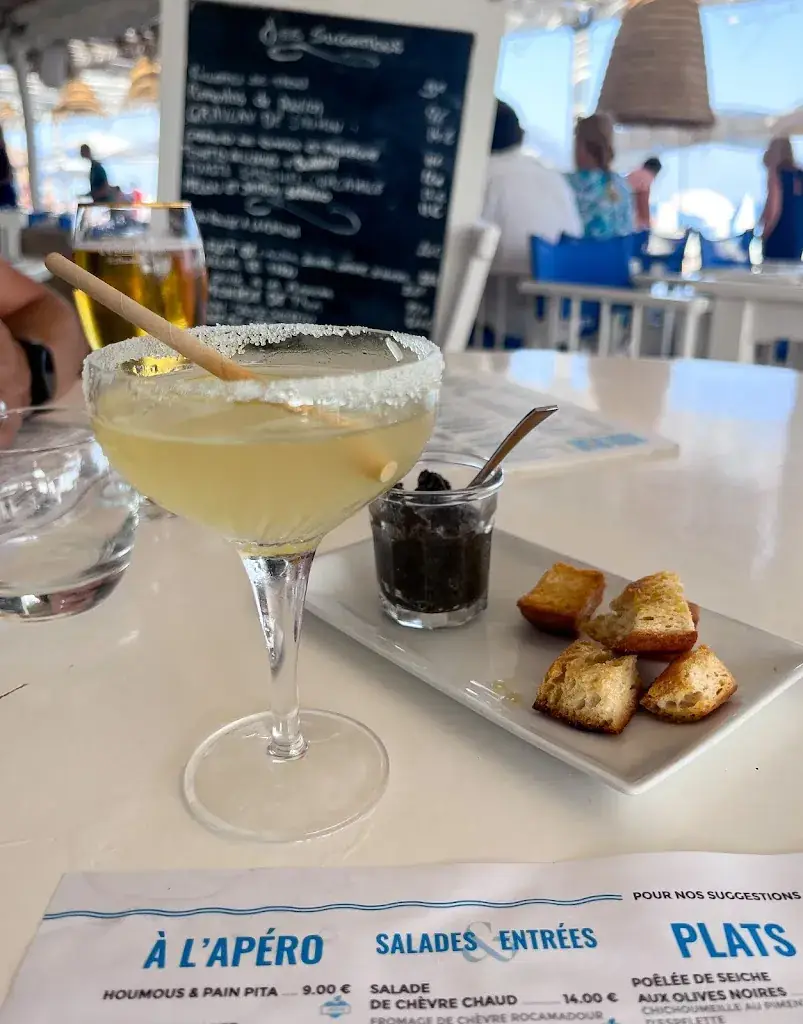 Sandra Arellano_La Ola (accès N°17)_Sète_review