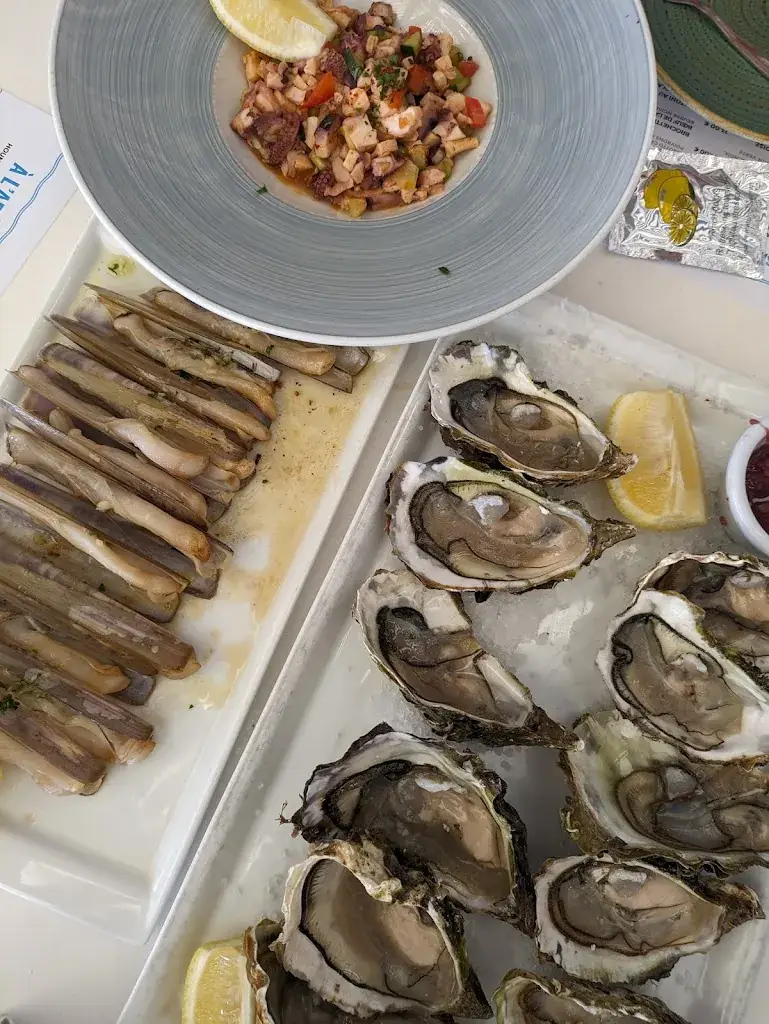 James Drummond_La Ola (accès N°17)_Sète_review