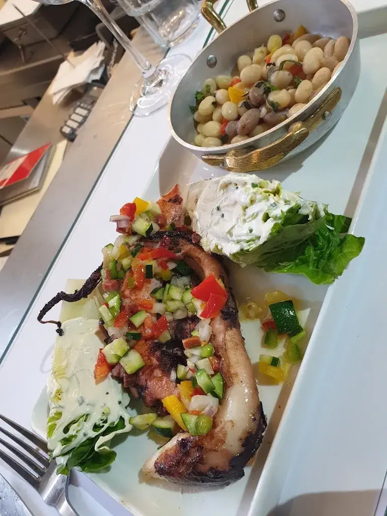 Jacques Bryant_The Marcel aux Halles de Sète_Sète_review