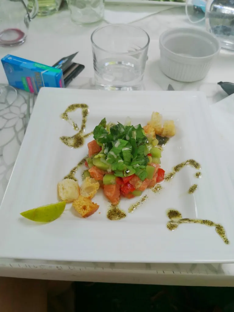 Manon Manon_Autour des mets_Sumène_review