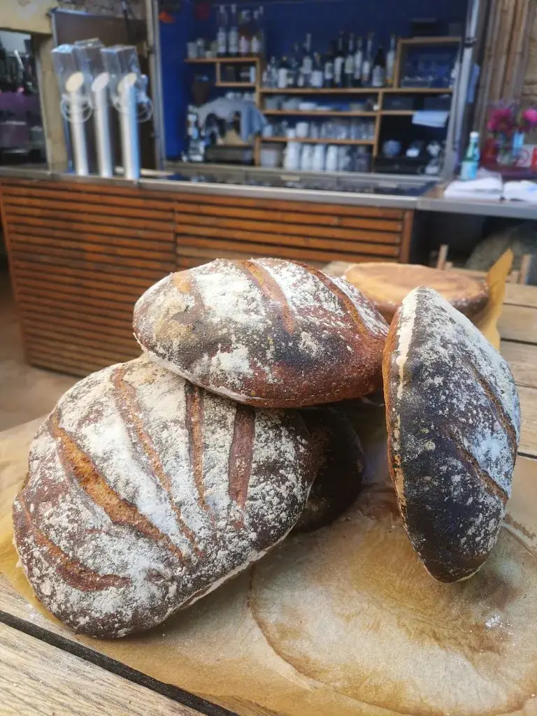 Cabanon Sauvage_Puycelsi_slider_image_2