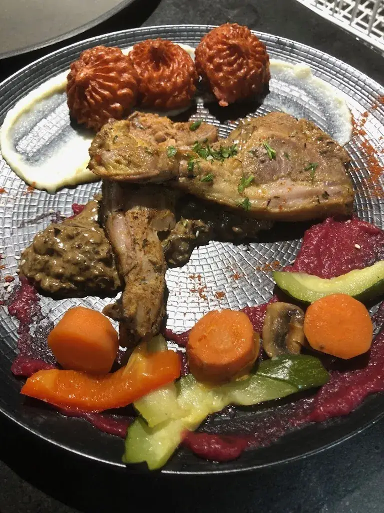 Les Jardins de L'archeveche_Albi_slider_image_3