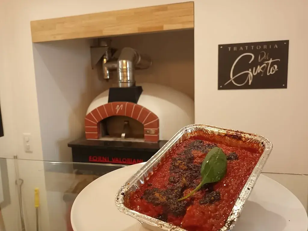 Trattoria DEL GUSTO_Tavel_slider_image_2