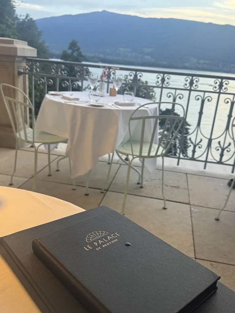 Kevin Viard_Palace Beach Restaurant_Menthon-Saint-Bernard_review