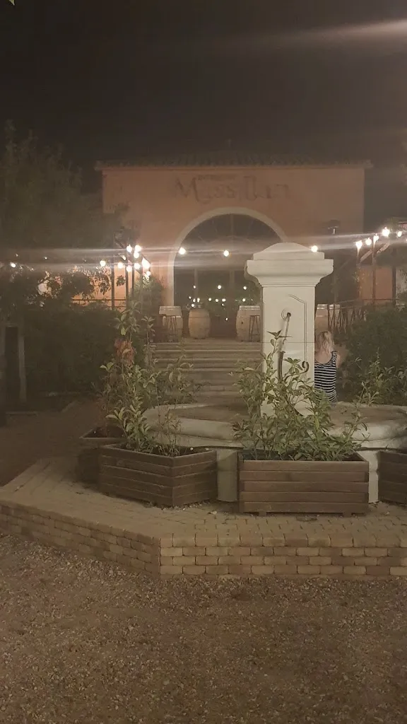 Latifah Agbarieh_La Guinguette du Massillan_Crès_review