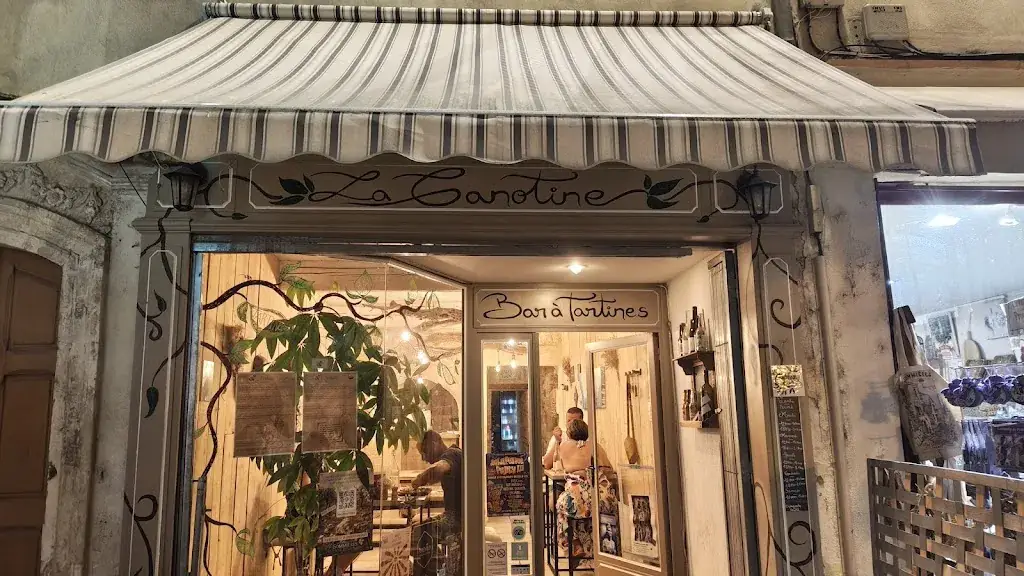 Caroline Crampont-Turquès_La Canotine_Sommières_Bewertung