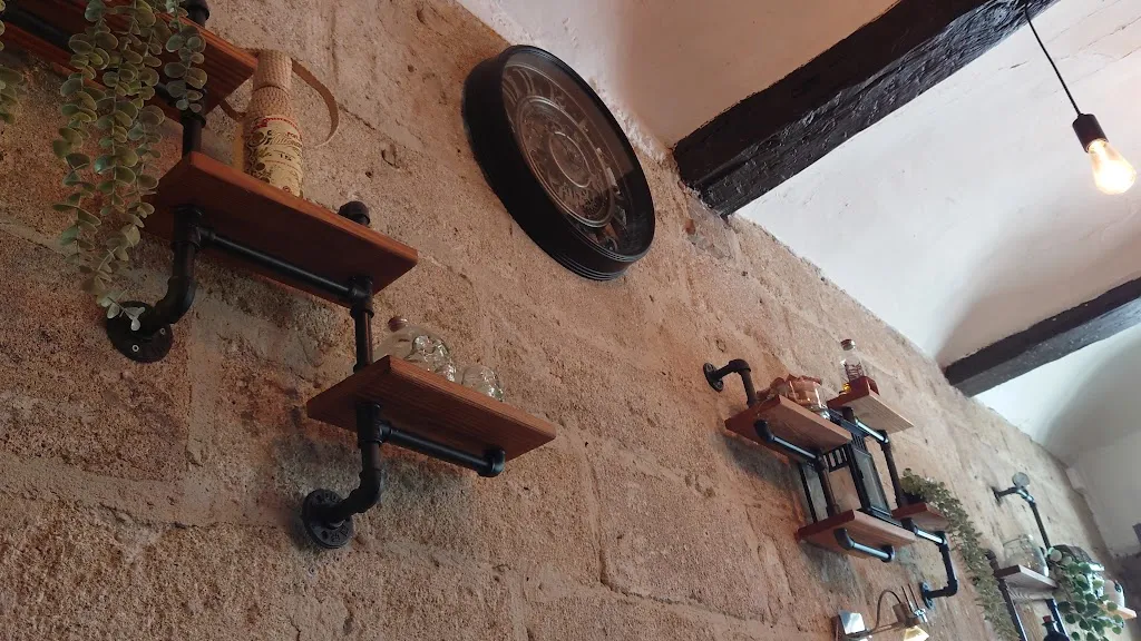 M. Herrn_L'arhumatik_Sommières_avis