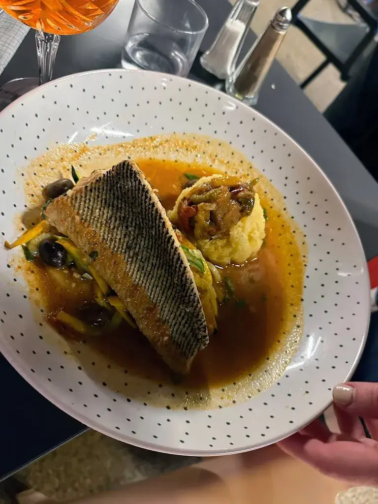 Kristina Elkhazin_RISTORANTE SANSAVINO_Sommières_recensione