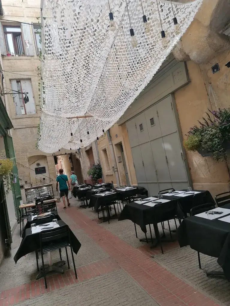 L'En-Voûtant Restaurant in Sommières