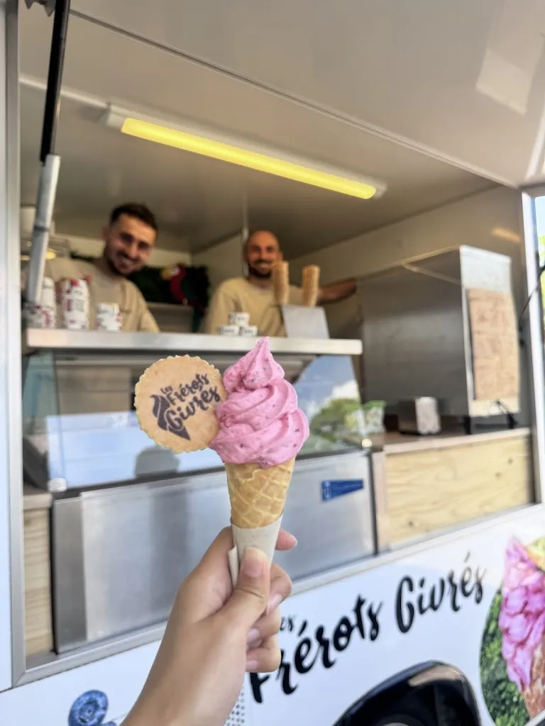 Number N._Les Frérots Givrés_Sommières_recensione