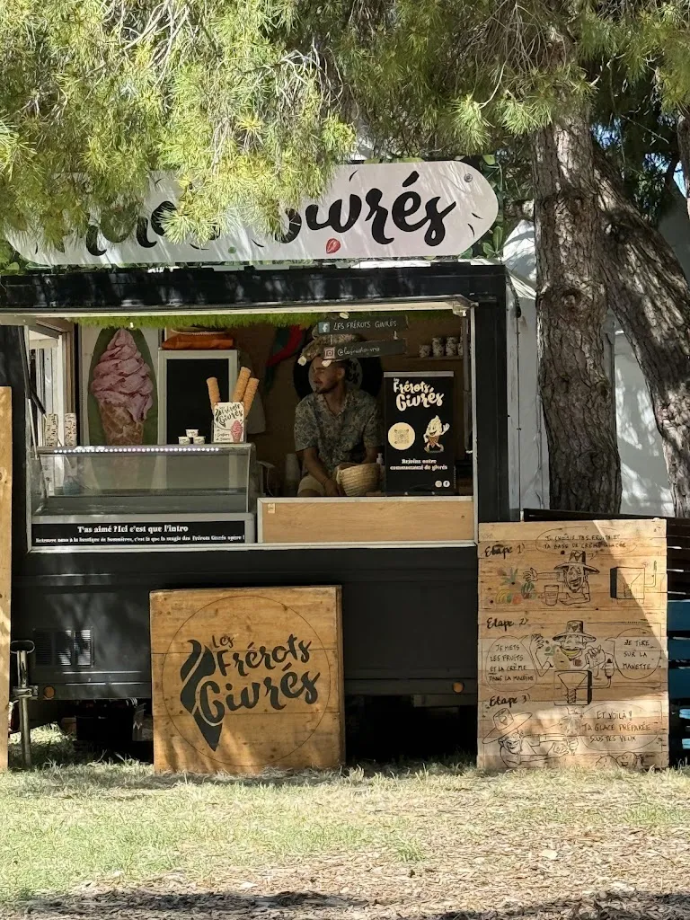 Les Frérots Givrés Restaurant in Sommières