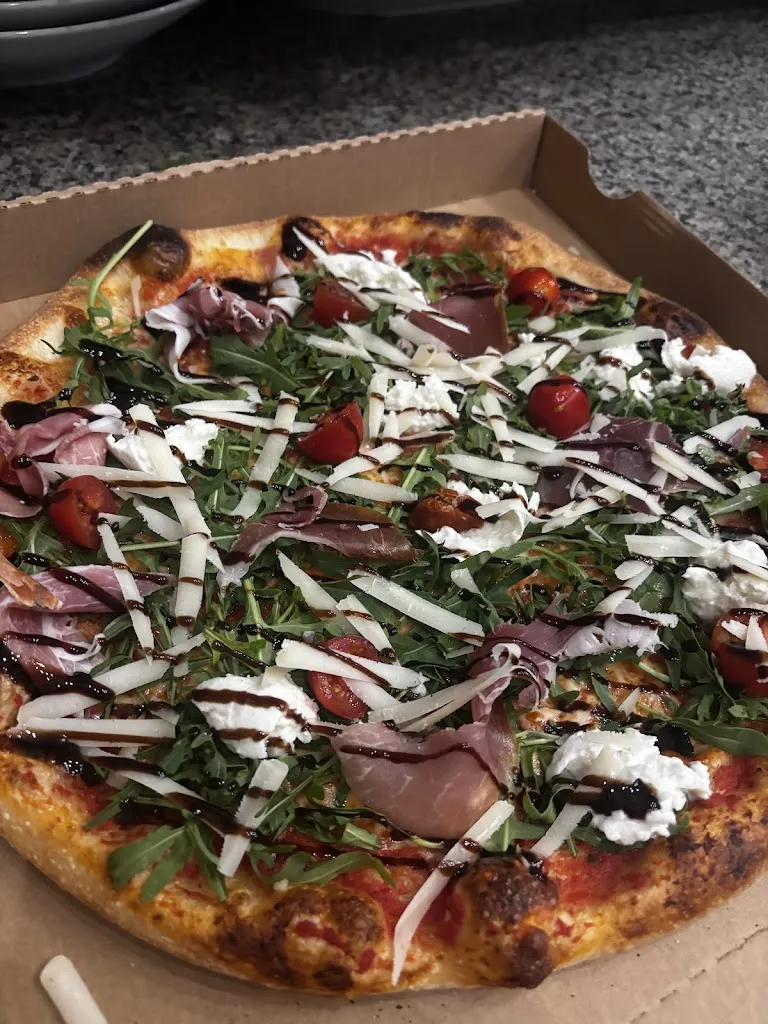 Bella pizza_Sommières_slider_image_2