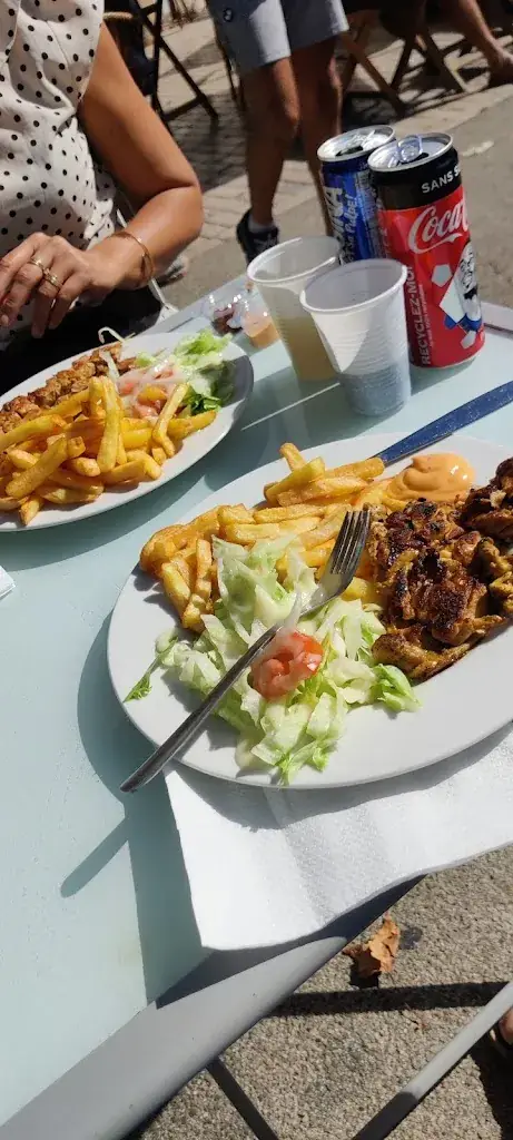 Laurent Artero_Restaurant Snack Chic’N Place_Sommières_review