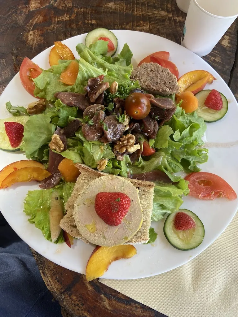 Paysan Table_Souillac_slider_image_3