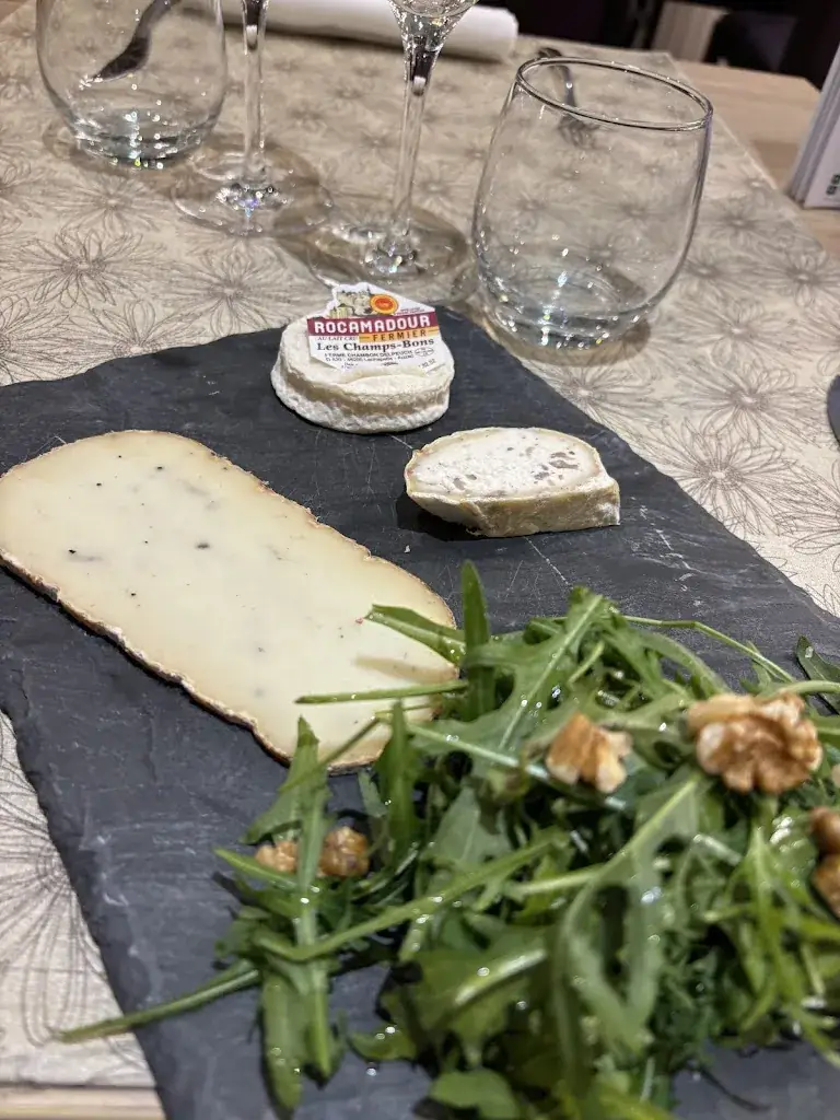 Logis Restaurant la Vieille Auberge Souillac – Cuisine de terroir et de saison_Souillac_slider_image_3