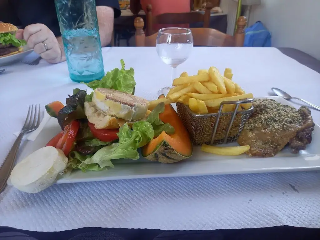 aline Inc_Café de la Gare - Chez Dany_Souillac_review