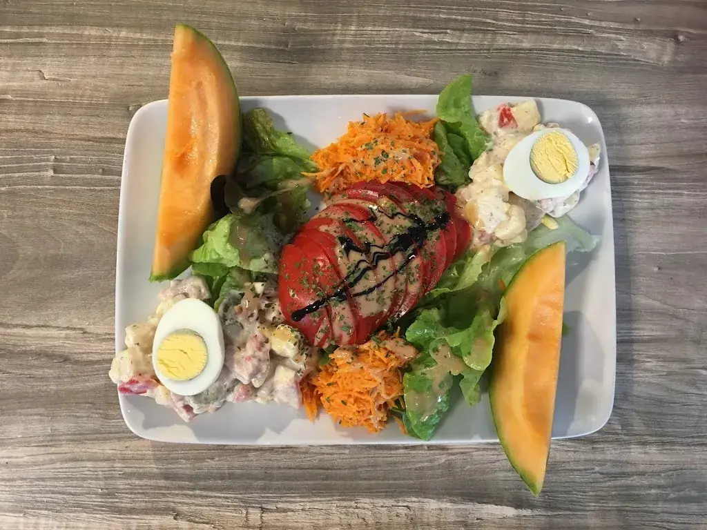 Café de la Gare - Chez Dany restaurant in Souillac