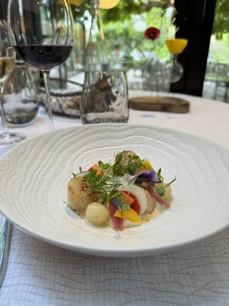 I Mun Chia_Le Pont de l'Ouysse_Lacave_review