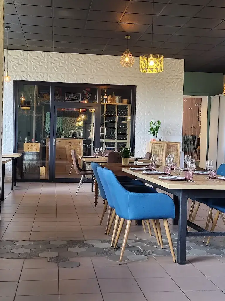 Karine Paret_Le petit Mézériat_Mézériat_review