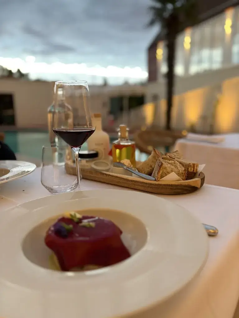 Naïma F_Maison Borrèze_Souillac_review