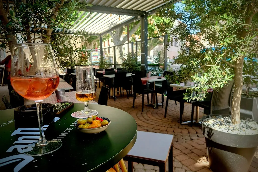 Le REGENTDESCARDO ristorante a Torreilles