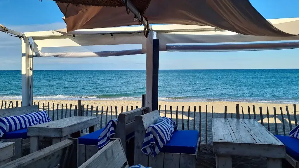 Stefan-Georg Fuchs_La Baraquette_Torreilles_recensione