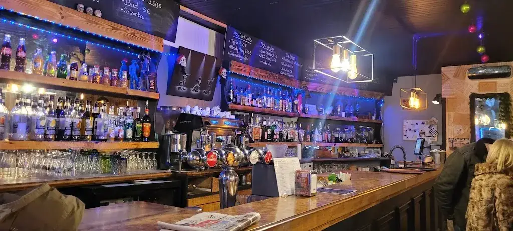 Lonzer ZILERION_Le Tourb'art Café_Tourbes_review