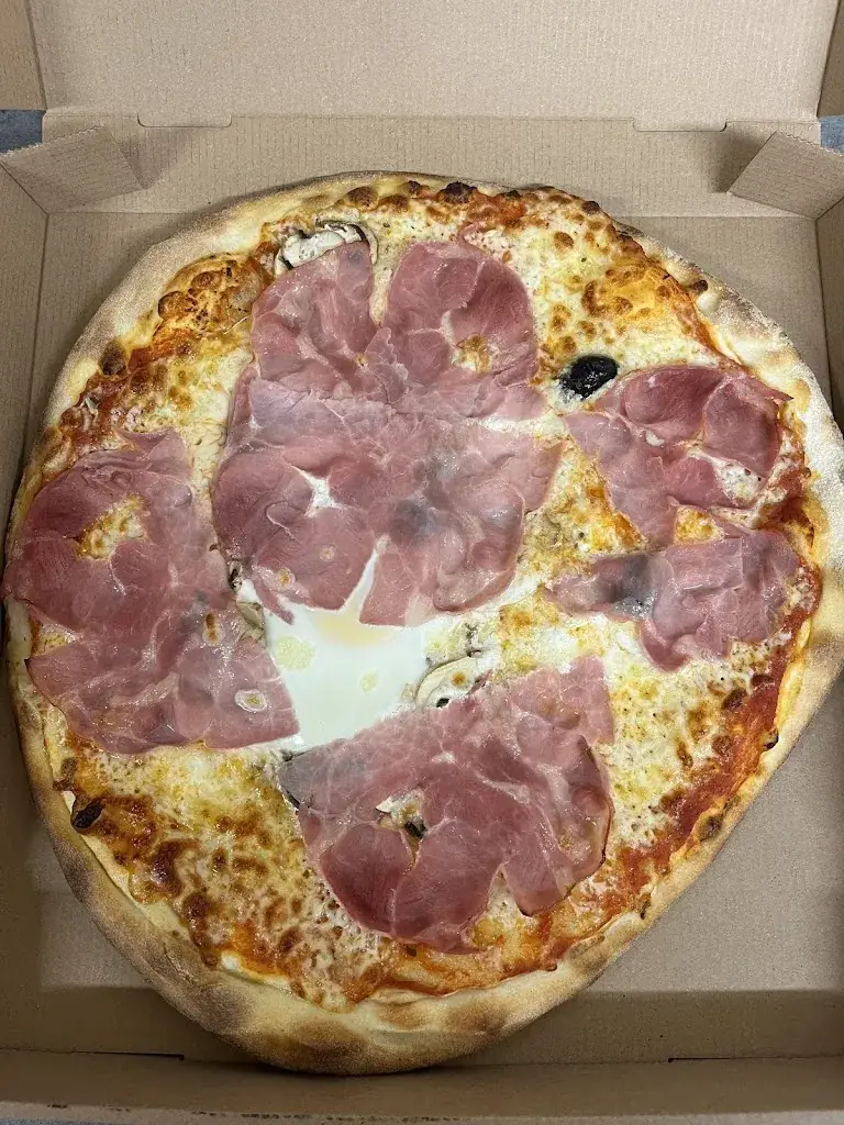 Victor Lebrun_DELICES PIZZA_Mézériat_review