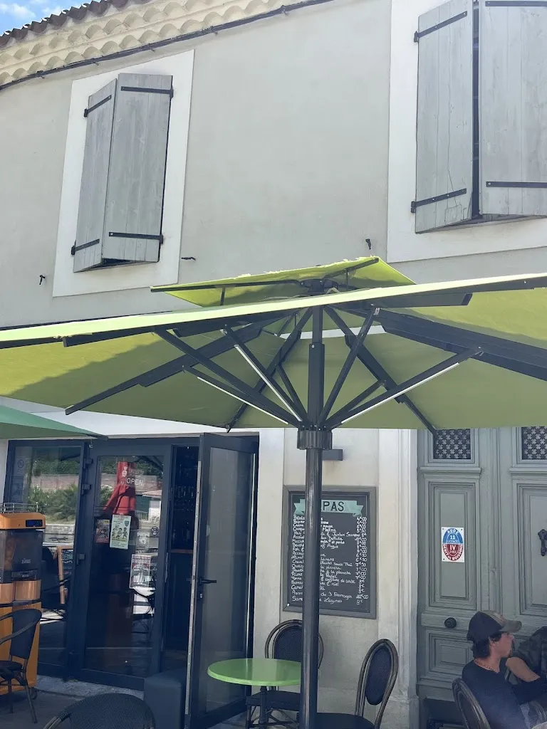 Phil Corbett_Les Vignes de Bacchus_Trèbes_review