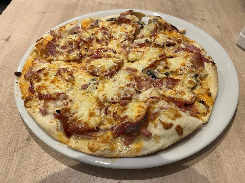 Pizza Trie_Trie-sur-Baïse_slider_image_2