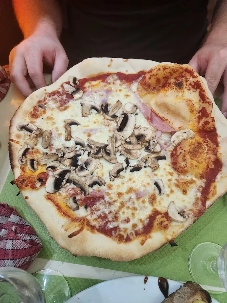 Menu_L'Aréna_Uchaud_image_6