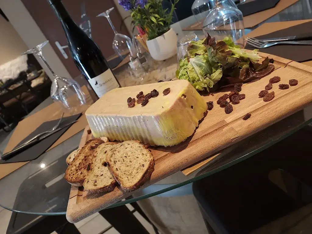 El Vino Bar-Restaurant_Bernis_slider_image_3